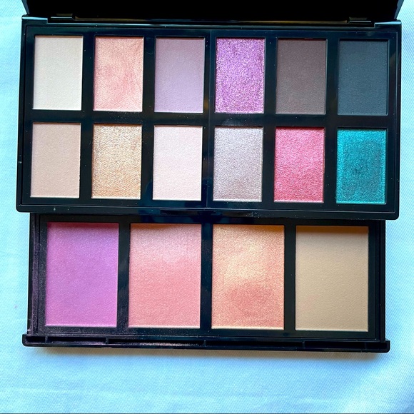 Lancôme A Parisian Wanderlust Eye and Face Palette - Picture 6 of 7